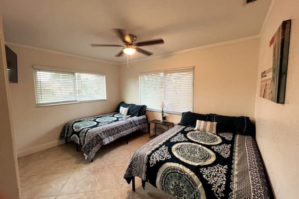 *Oasis Vacation Home*