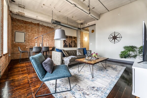 2 bedrooms - 2bd in Downtown - Walk to Convention Center (Dallas)