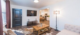 Close To Music Row Touchless 4bd