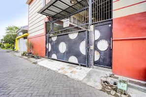 Fachada da propriedade