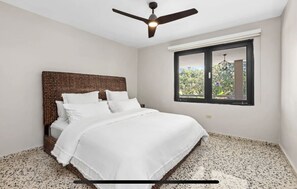 4 Schlafzimmer, kostenloses WLAN, Bettwäsche, Rollstuhlgeeignet