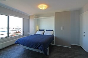 2 Schlafzimmer, Bügeleisen/Bügelbrett, Reisekinderbett, Internetzugang