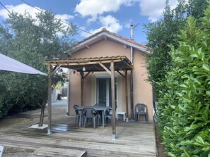 Outdoor dining - Cleau - Ambares Lagrave (AMBARES LAGRAVE)