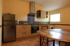 Kühlschrank, Ofen, Herdplatte, Geschirrspüler