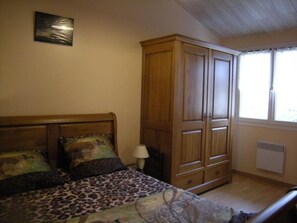 4 Schlafzimmer, Bügeleisen/Bügelbrett, Reisekinderbett, Internetzugang