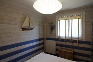 1 Schlafzimmer, BĂŒgeleisen/BĂŒgelbrett, Internetzugang