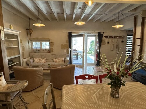 Gîte la Fournière - ILLATS