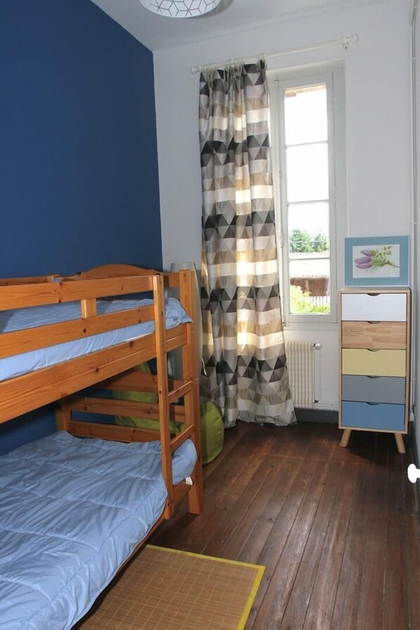 3 Schlafzimmer, Bügeleisen/Bügelbrett, Internetzugang