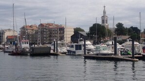 Huvivenesatama