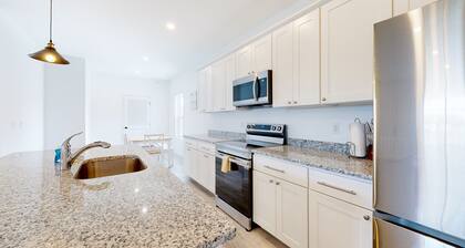 Rehoboth Beach House-Inviting space with pool, fast WiFi, & W/D