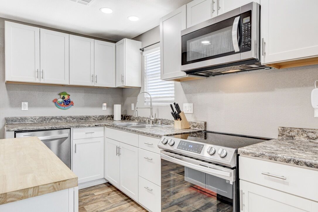 Private Boulder City Retreat in Historic Downtown!