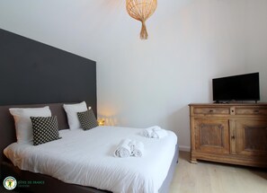 4 bedrooms, iron/ironing board, travel crib, WiFi