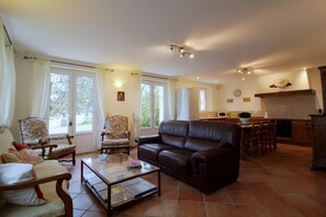 Fernseher, DVD-Player