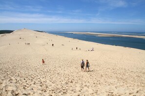 Beach - Gite DU Moulin, 2078 (UZESTE)