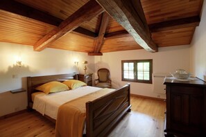 3 Schlafzimmer, Bügeleisen/Bügelbrett, Reisekinderbett, Internetzugang