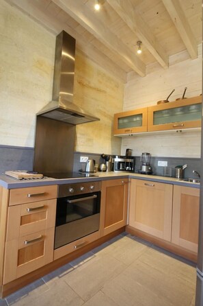 Kühlschrank, Ofen, Herdplatte, Geschirrspüler