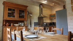 Dining - Château Malfard - Semillon (SAINT-MARTIN-DE-LAYE)