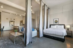 1 bedroom, iron/ironing board, travel cot, WiFi