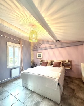 1 bedroom, iron/ironing board, Internet