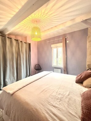 1 bedroom, iron/ironing board, Internet, bed sheets