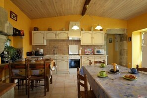 Refrigerador, horno, parrilla de estufa y lavavajillas 