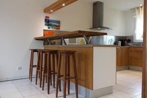 Kühlschrank, Ofen, Herdplatte, Geschirrspüler