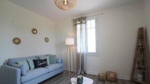 TV - Ô Jamard - Lussac - Gîte (LUSSAC)