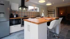 Fridge, oven, stovetop, dishwasher - L'urbaine - Castets ET Castillon (CASTETS ET CASTILLON)