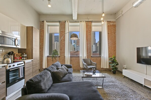 1 bedroom - Convention Center Self Check - In 1bd in Downtown (Dallas)