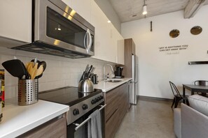 2 bedrooms - Convention Center Contactless 2 bd in Downtown (Dallas)