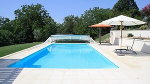 Pool - Gite AUX Tuileries - LE PUY (LE PUY)