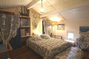 3 bedrooms, iron/ironing board, travel crib - Gite DE Brian - Cezac (CEZAC)