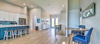Homosassa Riverfront Home - Prime Location.