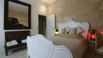 2 camere, ferro/asse da stiro, culla da viaggio, accesso a Internet