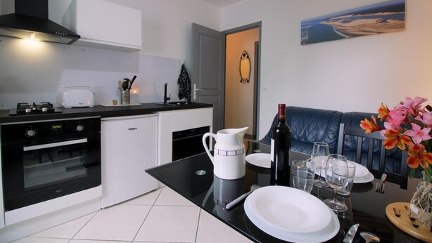 Private kitchen - Chez Maria et Joël - Andernos LES Bains (ANDERNOS LES BAINS)