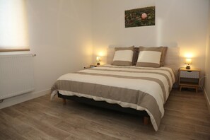 1 Schlafzimmer, Bügeleisen/Bügelbrett, Reisekinderbett, Internetzugang