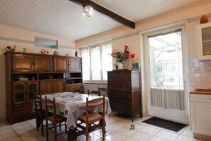 تناول الطعام