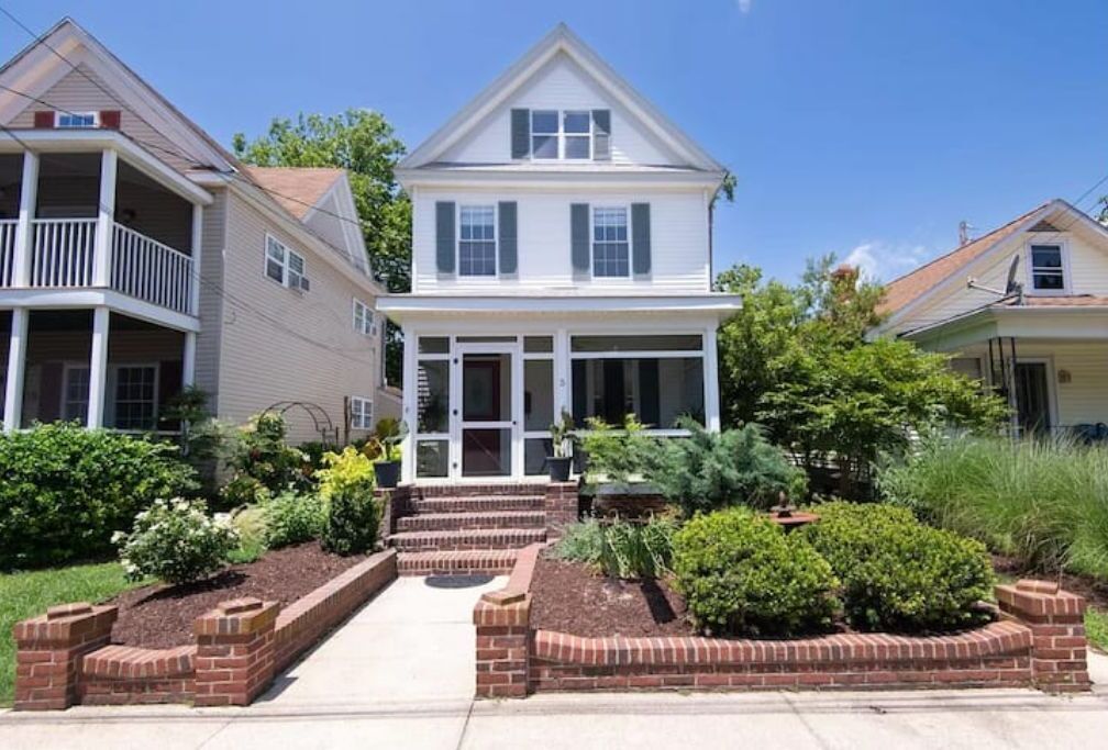 Cozy Home in Historic West End Perfect for Ironman