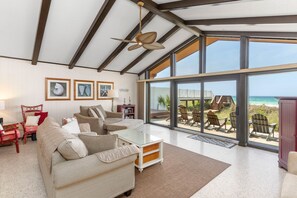 House, Multiple Beds, Patio, Ocean View | Living area