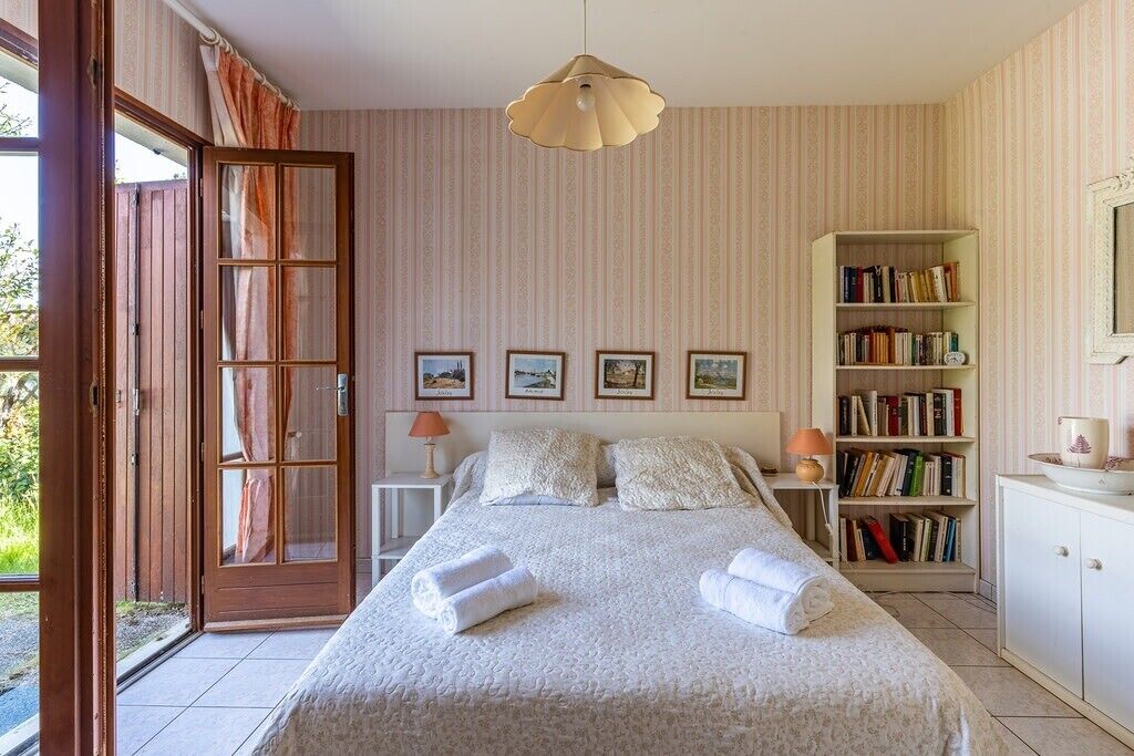 Charming house with garden near the forest