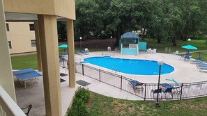 Pool - Luxury Condo with Pool View & Beach in Biloxi, MS (Biloxi)