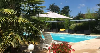 Appartement T4 de 120 m2 avec piscine pour 6/8 p