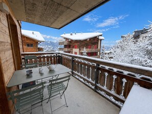 Outdoor dining - Pracondu 2 203 - OUTDOOR & FUN apartment 5 pers (Haute-Nendaz)