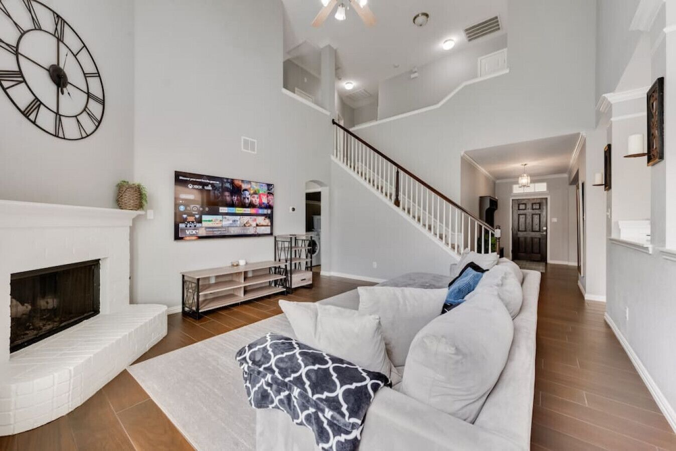 4 BDR | Home Gym | Theater Room