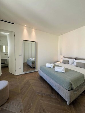 2 bedrooms, iron/ironing board, free WiFi, bed sheets - Vigliena  Suite terrace (Syracuse)