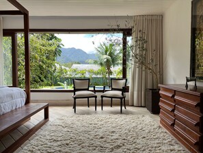 4 habitaciones, wifi gratis y ropa de cama 