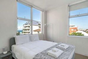 1 chambre, accĂšs Internet, draps fournis