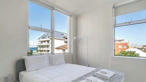 1 habitación, acceso a internet y ropa de cama 