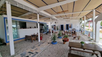 Khu tổ chức đại tiệc ngoài trời