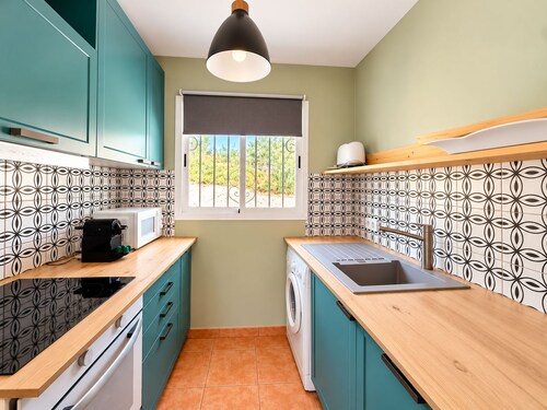 Renovated Apartment with Ocean View, Golfet